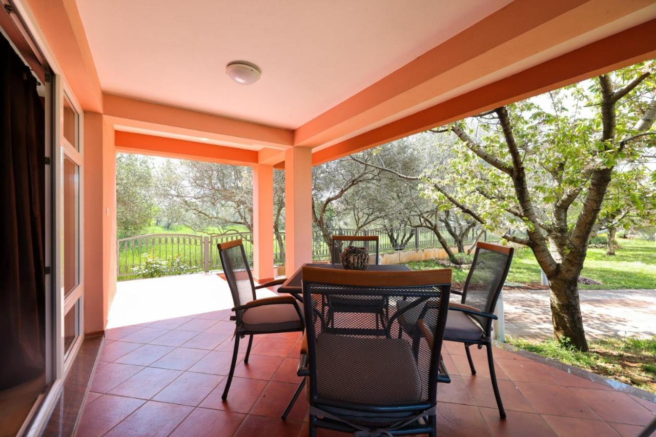 Sukošan Holiday Home Cvita מראה חיצוני תמונה