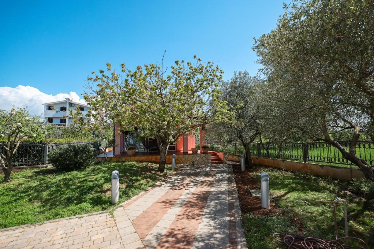 Sukošan Holiday Home Cvita מראה חיצוני תמונה