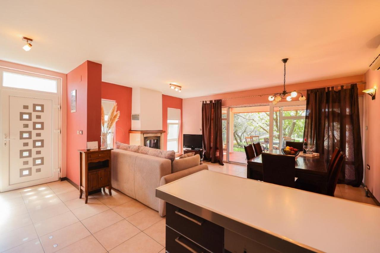 Sukošan Holiday Home Cvita מראה חיצוני תמונה
