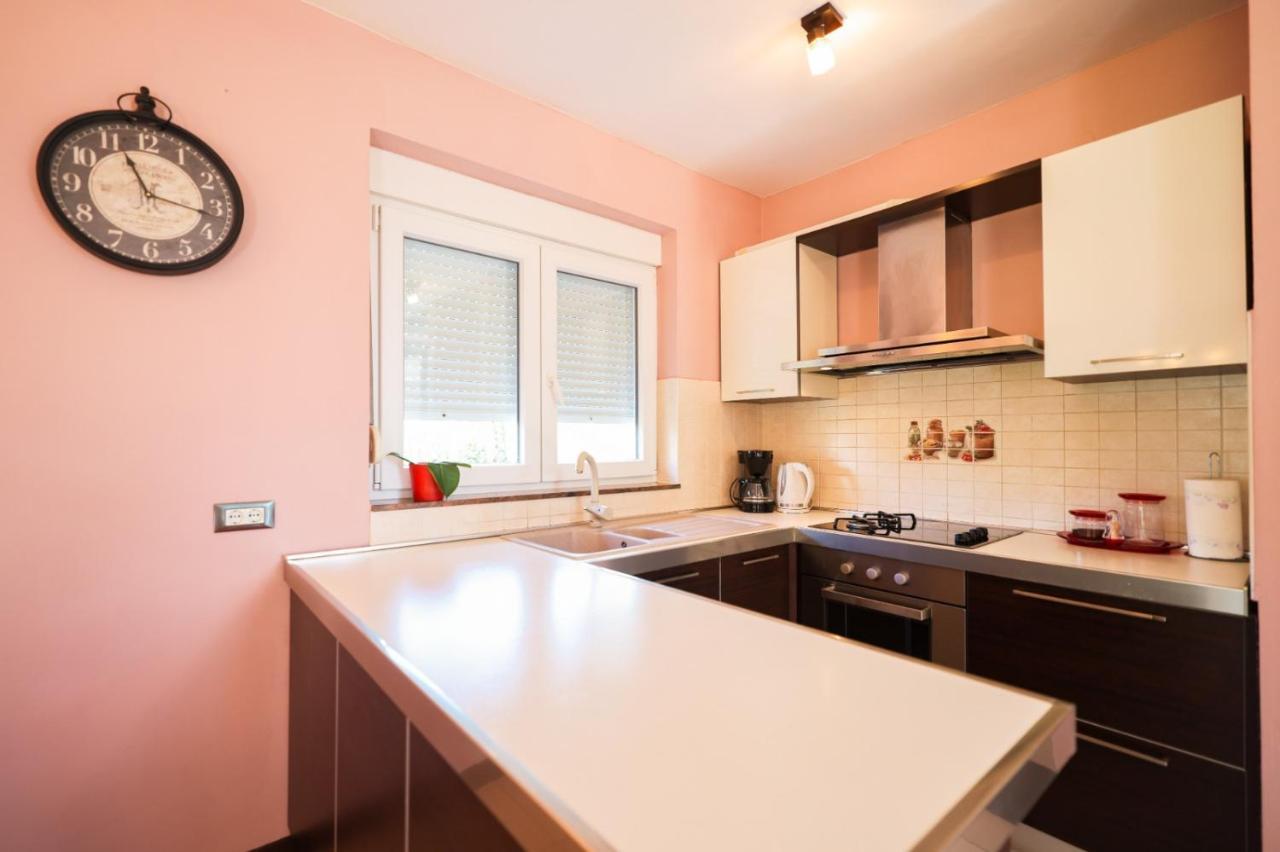Sukošan Holiday Home Cvita מראה חיצוני תמונה